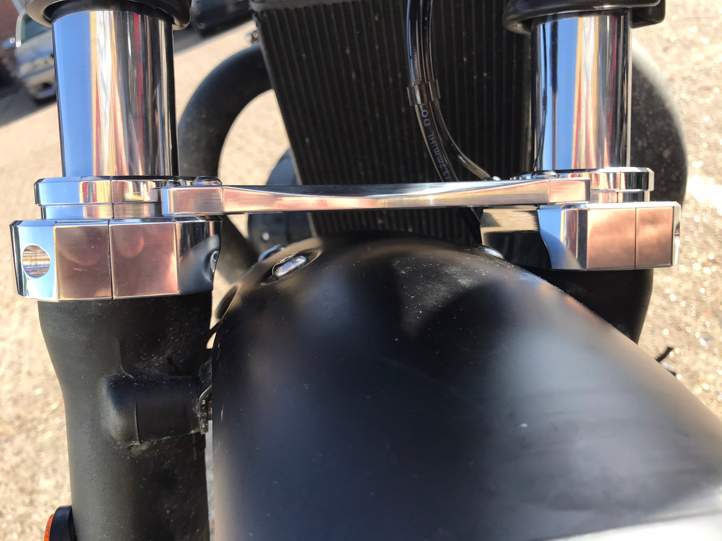 Triumph T100 Fork Brace