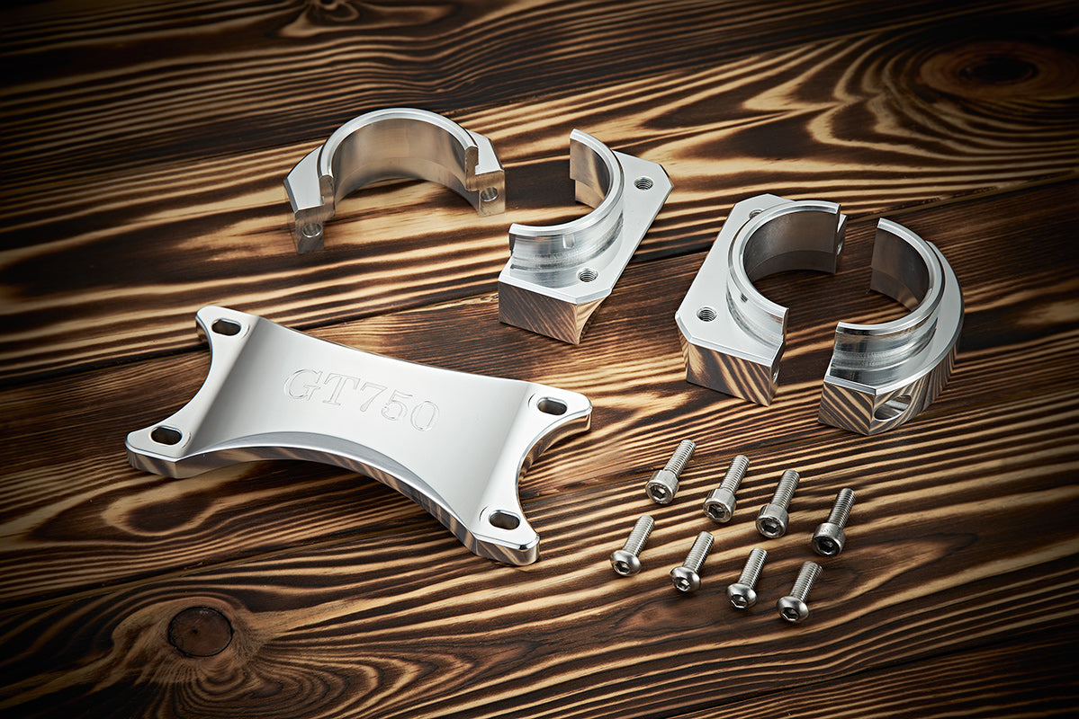 Suzuki GT750 Fork Brace